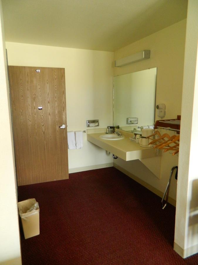Travelodge By Wyndham Дуранго Екстериор снимка